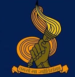 Sainik School Satara crest
